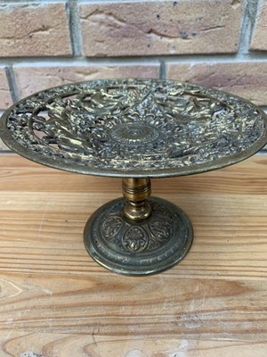 Vintage durchbohrte Messing Bronze Tazza Sockel Nymphen