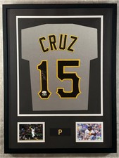 2019 Leaf Autographed Football Jersey Edition 18