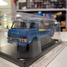 1:43 Spark Nissan Caball 1978 Diecast Model-box opened