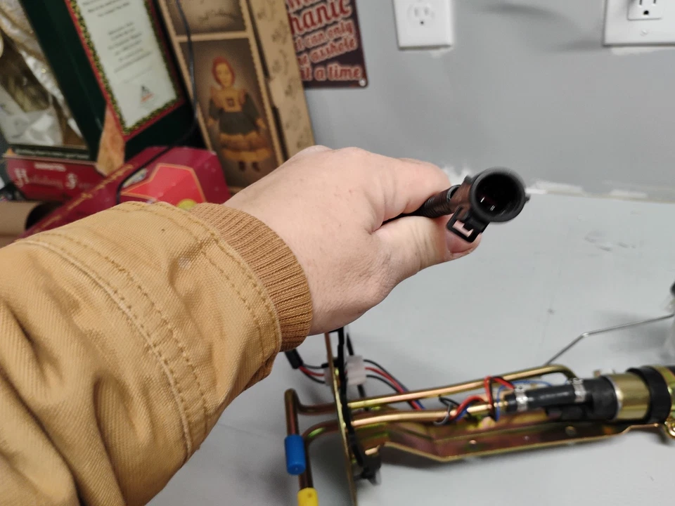 Fuel Pump For A 97-98 Ford F-150 Delphi HP10222  Brand New - Image 2 of 4