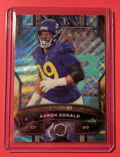 2025 Topps Resurgence Aaron Donald Aqua Surge Refractor /249 Los Angeles Rams
