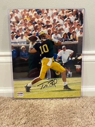 Tom Brady PSA/DNA Autograph 8x10 Photo NFL Patriots GOAT HOF Autograph COA