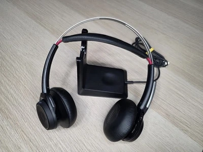 Auriculares Bluetooth Plantronics Voyager Focus UC B825 203079-101 con soporte de carga - Imagen 1 de 4
