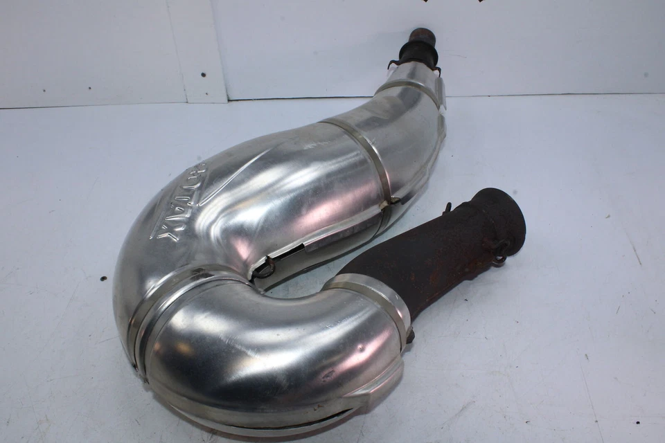 Ski-Doo Renegade 800R Back Country X E-TEC 2015 tubo de cámara de escape 514055062 Foto 3 de 4