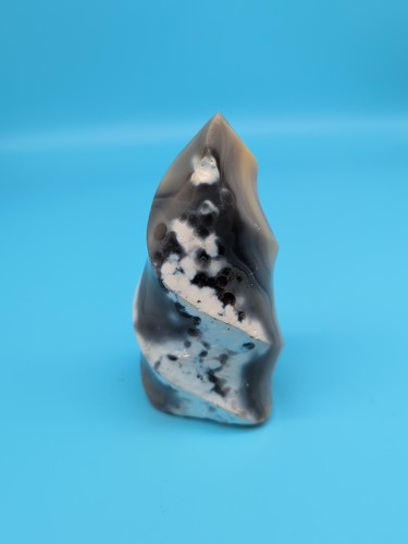 Orca Agate Crystal Flame 540g 5"