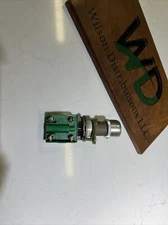Allen Bradley 800H-AP1 Hazardous Location Push Button Green With 800T-XAP NOS