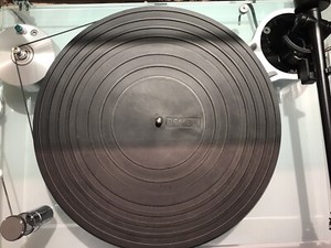 Zubehör .Ersatzteile für Denon  schwarze platte Slipmat 29cm