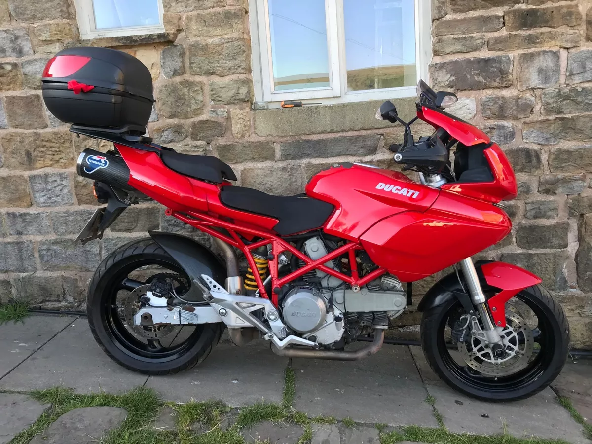 Ducati sale multistrada 2005
