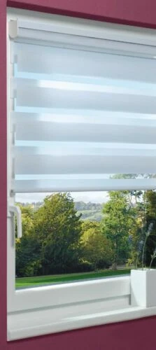 Estores y venecianas marrones