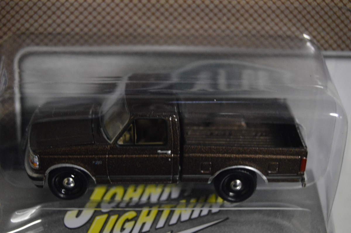 Johnny Lightning 1993 Ford F-150 XL Medium Mocha Poly Collectors