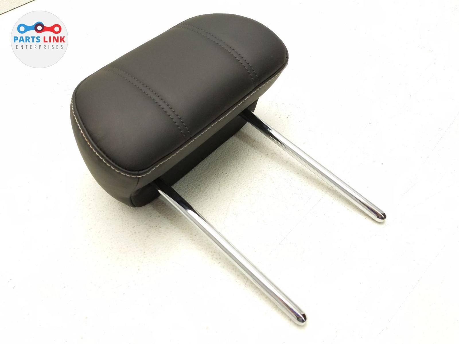Bentley Bentayga 2016-2020 REAR+LEFT+OUTER Headrest