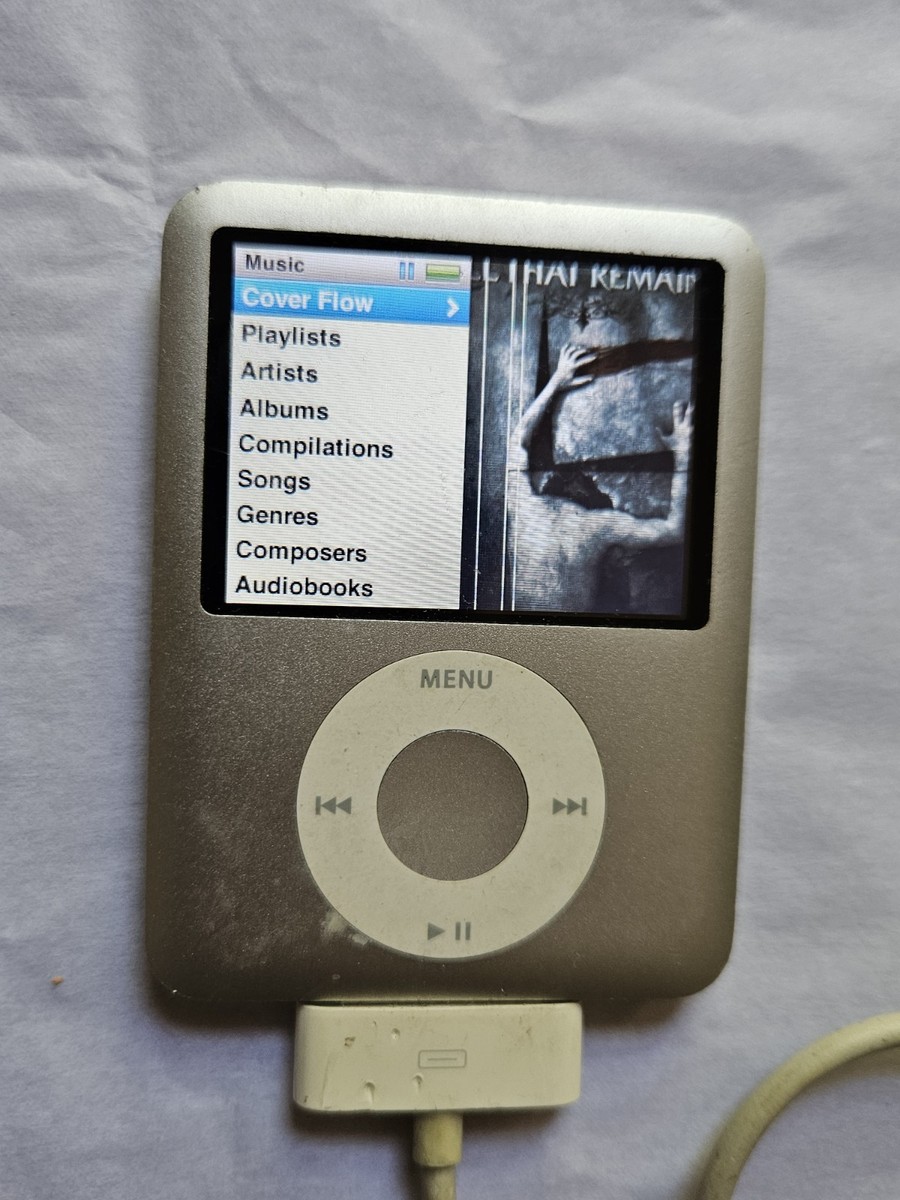 Apple iPod Nano 3rd Gen 4GB Silver Music Player A1236 Tested