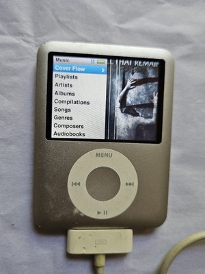Apple iPod Nano 3rd Gen 4GB Silver Music Player A1236 Tested