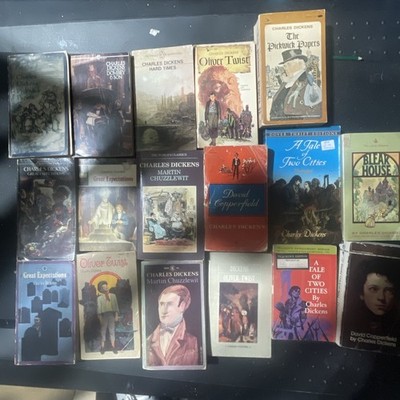 Lot of 17 Vintage Charles Dickens Paperbacks Oliver Twist David Copperfield ++