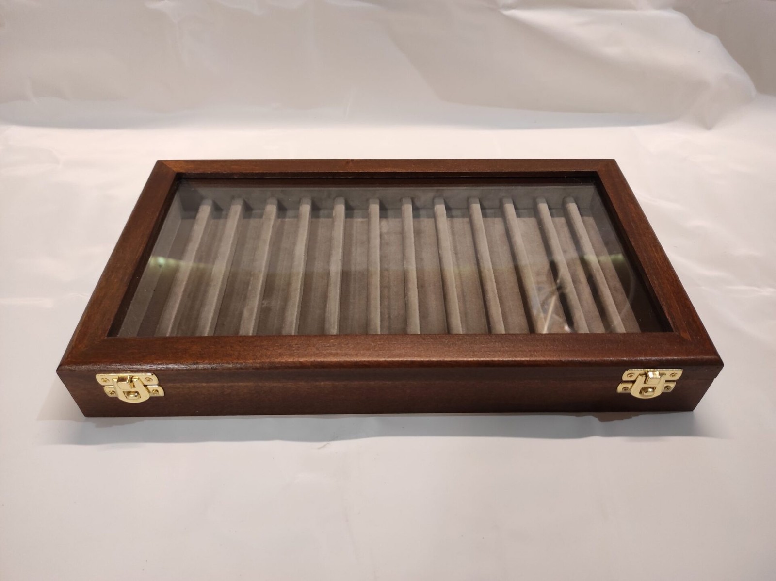 Case Display For Pens