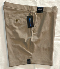 NWT-Roundtree Yorke Men's 7" inseam Performance Straight fit Shorts-40-Khaki