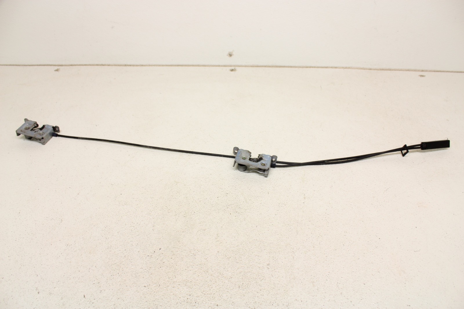 Mini Cooper Hood Locks W/ Cable Lock Set R55 R56 R57 R58 Oem 2007-2013