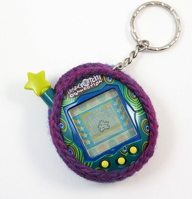 ⭐VTG Tamagotchi Connection V4.5 + CROCHET CASE Peacock Feathers