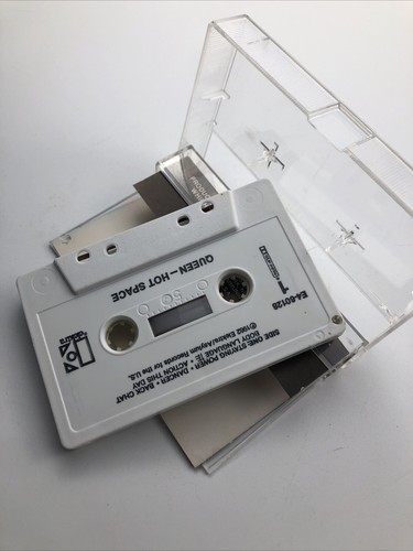 QUEEN Hot Space Cassette Tape 1982 Classic Rock - Picture 3 of 3