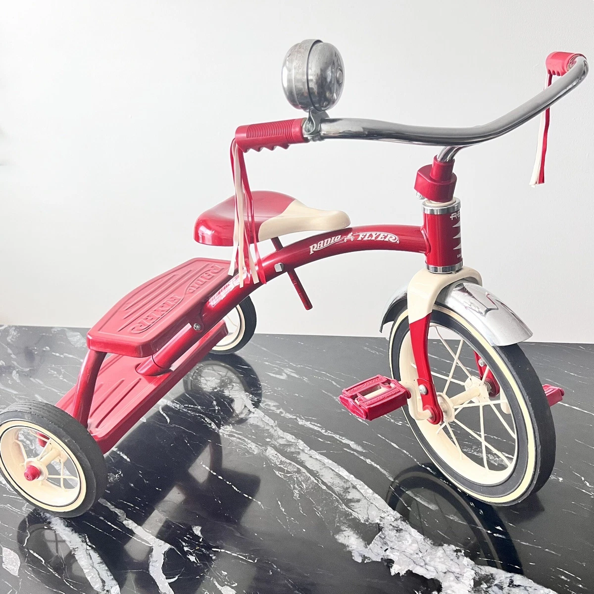 Retro top red tricycle