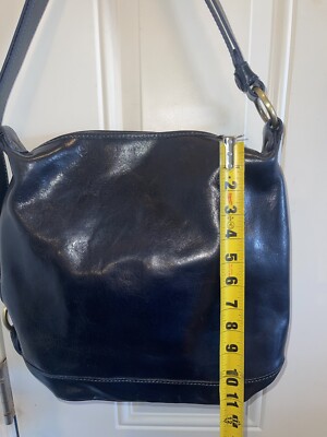 Vintage Genuine Leather Made In Italy Shoulder Bag Navy Blue. EUC
