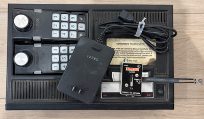 ColecoVision Game Console w/ 2 Controllers Power Source and Antenna Connector  