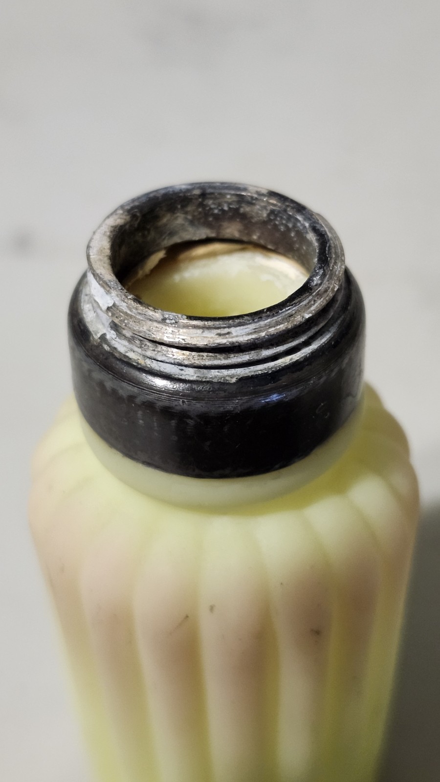 Antique Ribbed Burmese Art Glass Shaker