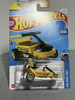 HOT WHEELS 2024 #141 YELLOW DRAGGIN WAGON TREASURE HUNT RIDE ONS RADIO FLYER