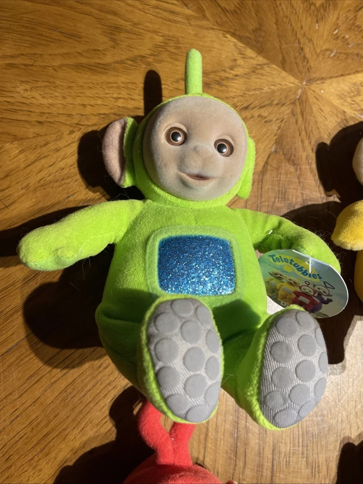 🌈 Lote de muñecas de peluche Teletubbies 💜❤️💚💛 Juego completo de 4 con etiquetas ⭐ 1998 Eden Foto 2 de 4