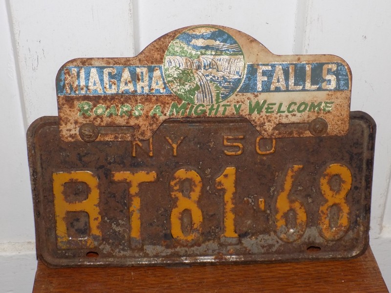 Vintage NY 1950 License Plate with Niagara Falls Plate Topper