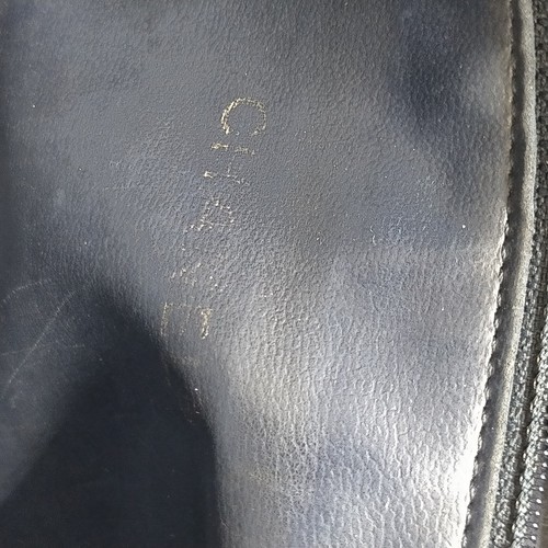 Chanel Tote Bag Black Leather 1069418 - Picture 17 of 21