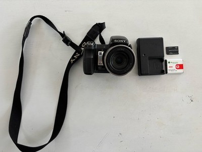 Sony CyberShot DSC-H7 8.1MP 15x Digital Camera - Charger-Card - Working - Read