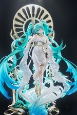 Original GSC 1/7 Hatsune Miku Figure - feat. ...