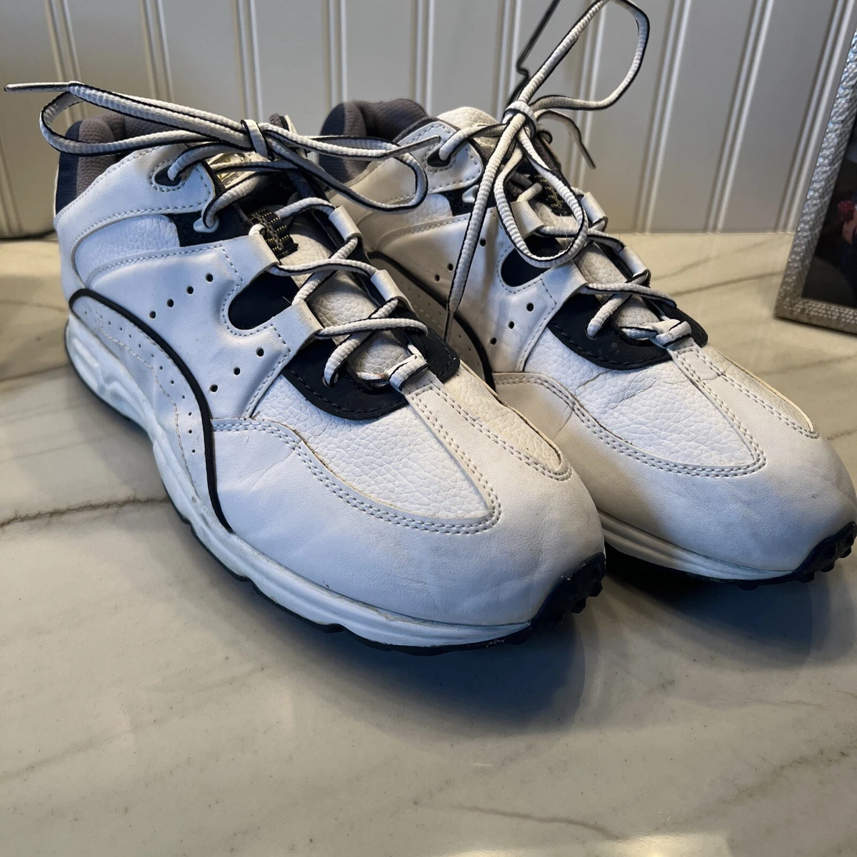 Foot Joy Men s Spikeless Golf Shoes 56734 White Gray size 12 eBay