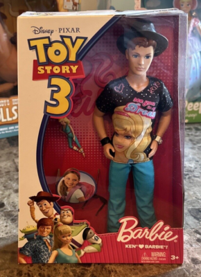 トイストーリー　Barbie&Ken きーままーま　おもちゃ NRFB MATTEL 2009 DISNEY TOY STORY 3 KEN LOVES BARBIE #T2967