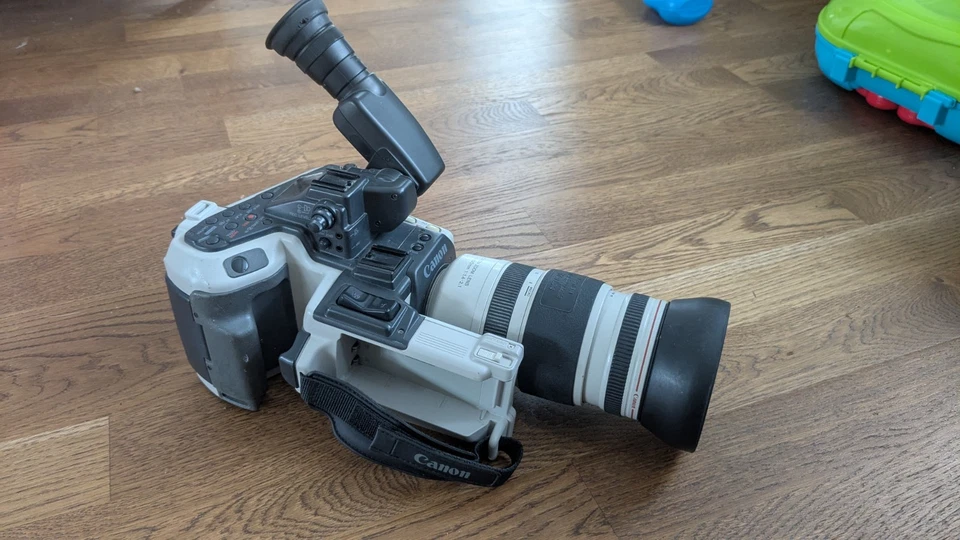 Canon Canovision EX1 HI8 8mm Video Camera. - Image 2 of 3