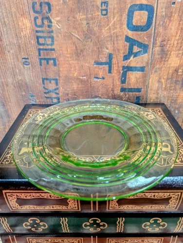 Antique Plate Green Hocking Uranium glass Vaseline Glass Depression era 1930s