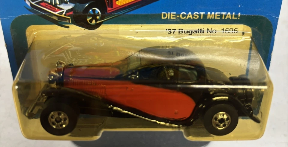 1981 Hot Wheels Vintage 37 Bugatti - Preto/vermelho #1696 B - Imagem 3 de 4
