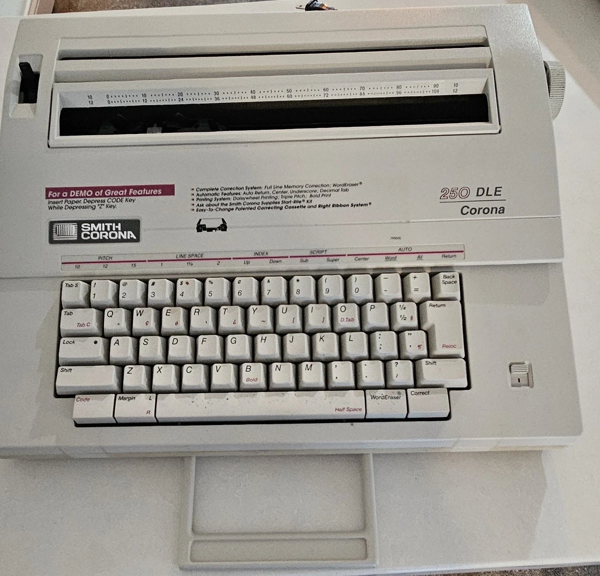 Smith Corona Plastic Electric Collectible Typewriters for sale | eBay