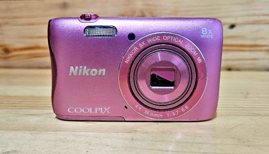 Nikon COOLPIX S3700 Pink 20.1MP 8x Optical Zoom Compact Digital