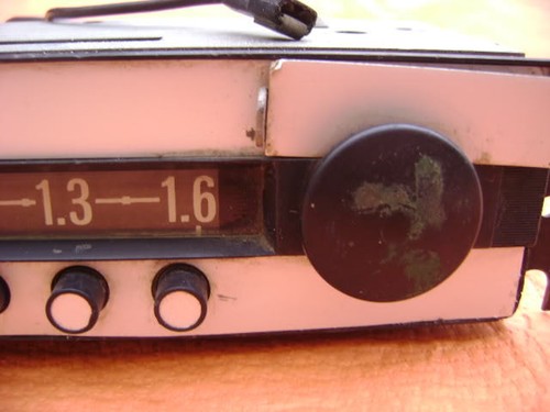 Rare Vintage Car Radio From The 50S - 第 5/11 張圖片