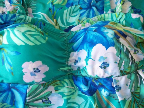 NEW BONMARCHE SWIMDRESS SIZE 20, Aqua Tropical Ruched front Skirted Swimsuit - Picture 8 of 13