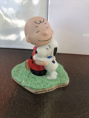 Hallmark Snoopy Peanuts Gallery Figurine “HUGS” - Hand Numbered | eBay