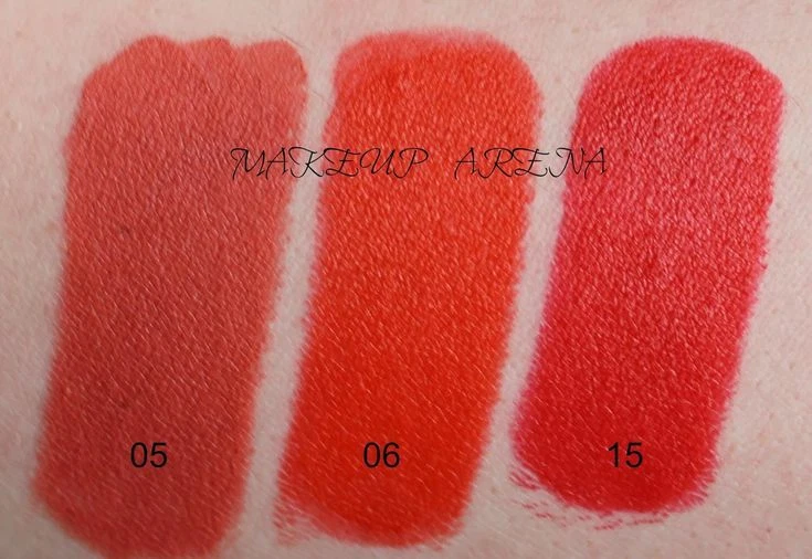 GOLDEN ROSE Lipstick Mat Velvet Matte Lipstick 15 Red Wonderland - Image 3 of 3