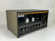 B+K Precision 1077B Television Analyst Testing Equipment ~ Power On / Untested