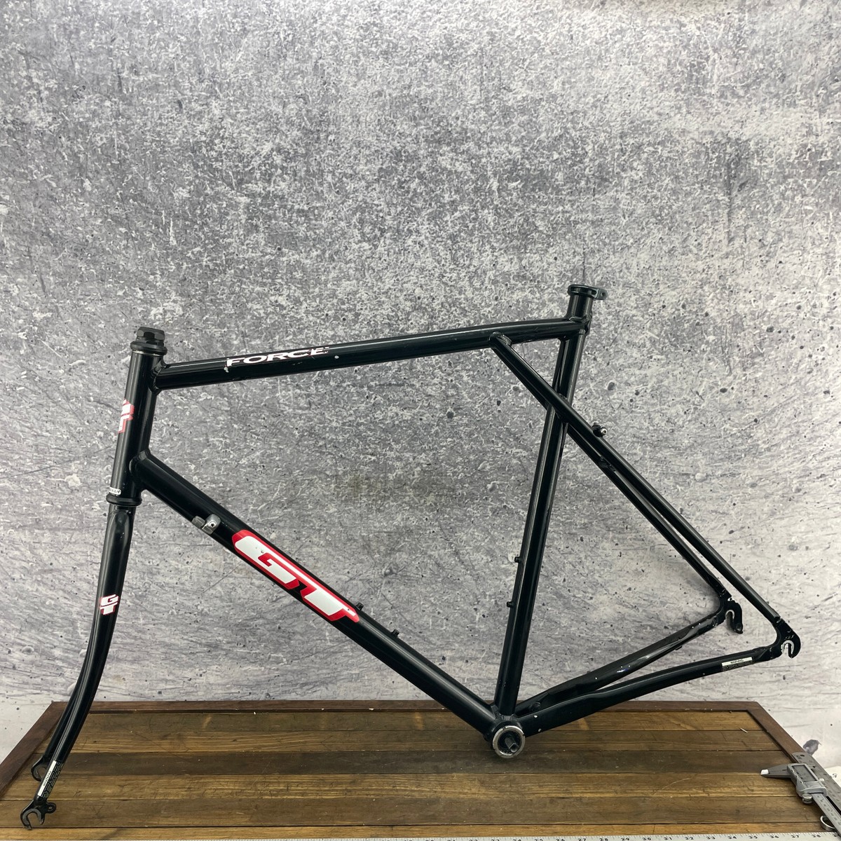 Vintage GT Force Frame 58 57 Alloy Made Black Triple Triangle 90s