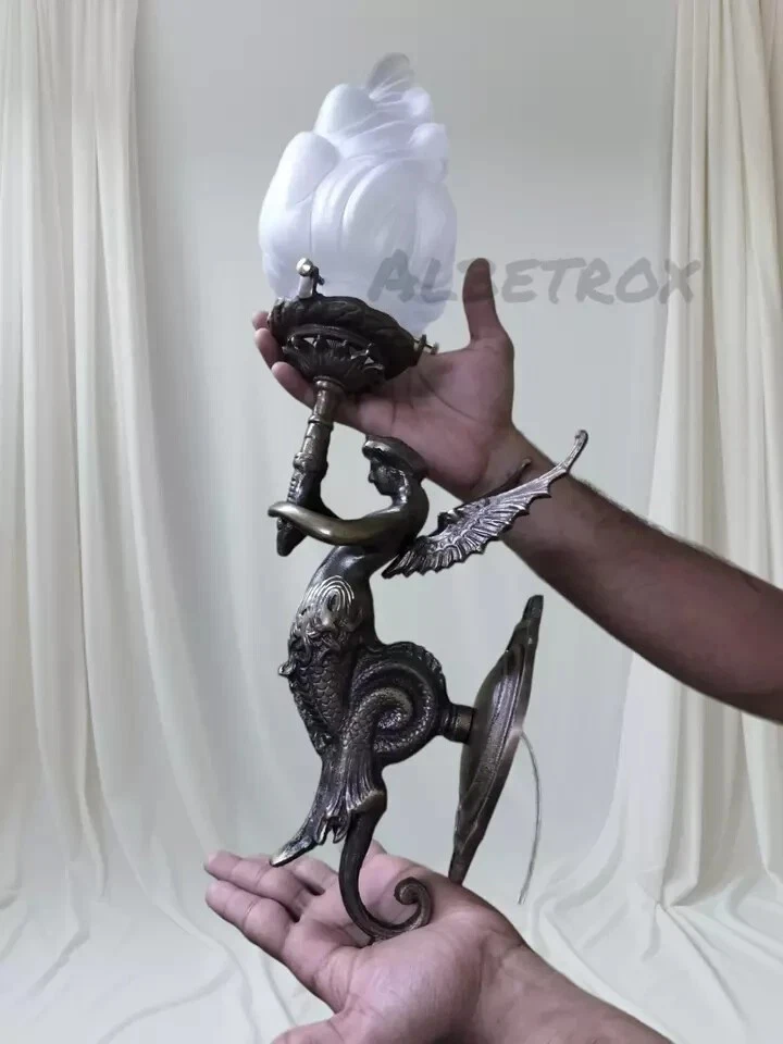 Lámpara aplique de pared antigua vintage de latón sirena - Luz náutica de sirena Art Deco Foto 4 de 4