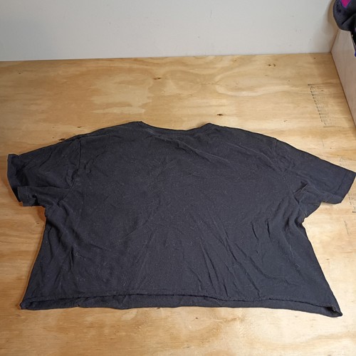 Disney Women's Alice in Wonderland Crop Top Tee Shirt Size Large Black Y2K... - Picture 6 of 6