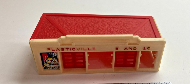 VINTAGE PLASTICVILLE 1952  5 and 10 CENT STORE  TRAIN DISPLAY BUILDING HO SCALE