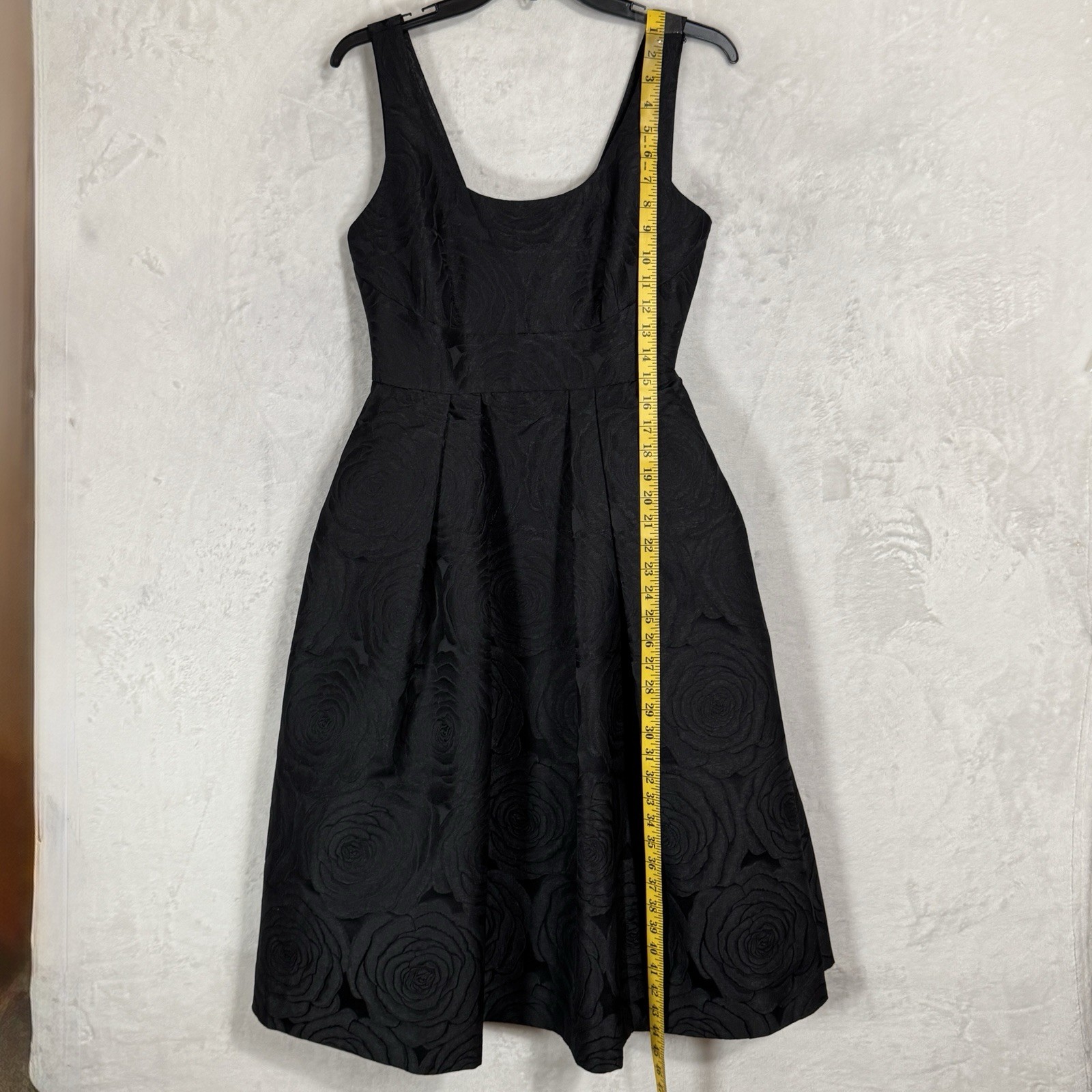 Ivanka Trump Black Floral Rose Jacquard Fit & Flare Midi Dress Size 2 Pleated